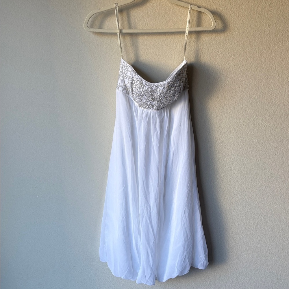 David's Bridal strapless Wedding Dress w/ hand beaded detailing by: Galina